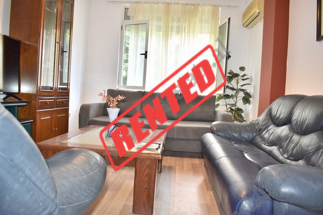 Apartament 1+1 me qera ne rrugen Myslym Shyri, Tirane (TRR-916-36L)